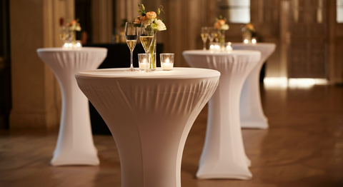 Housses de tables hautes pour vin d'honneur et cocktail